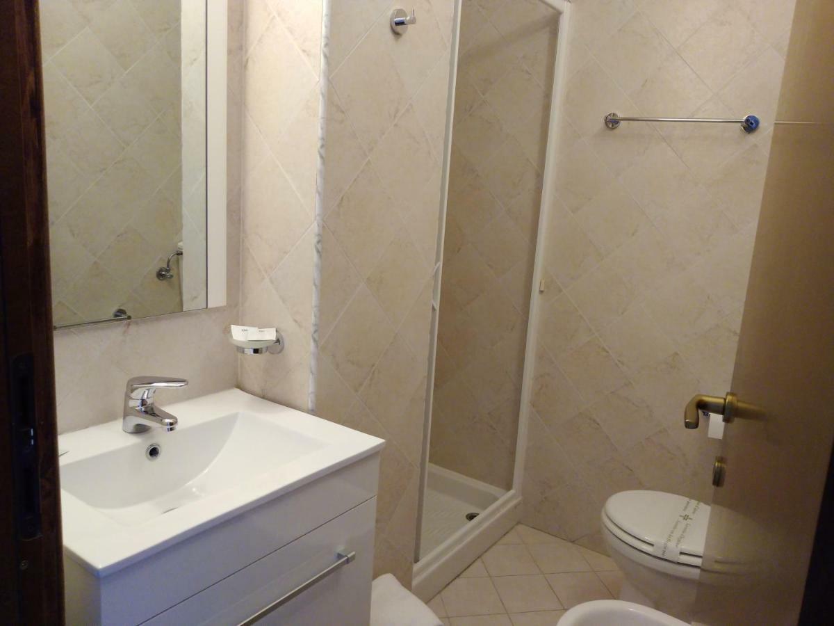 La Fenice Hotel 몬테카티니테르메 외부 사진