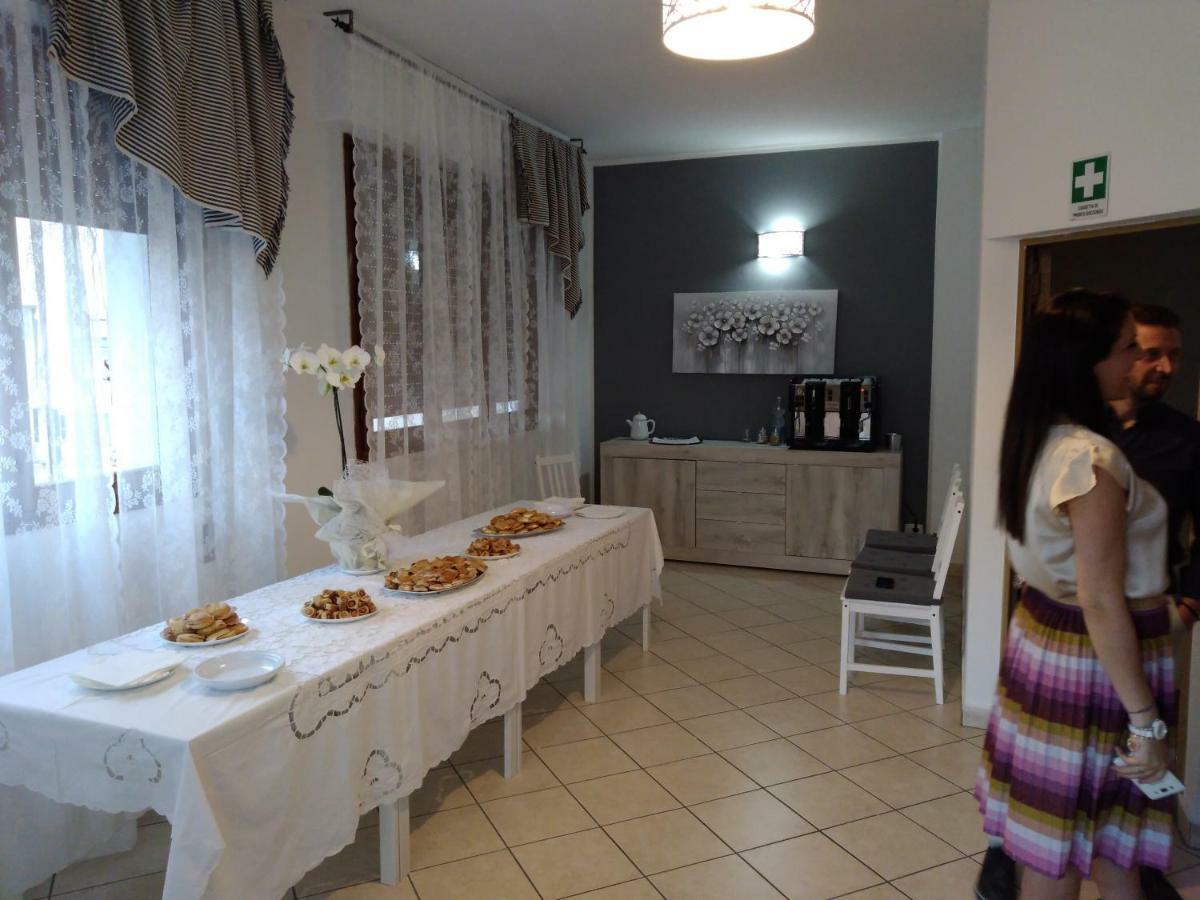 La Fenice Hotel 몬테카티니테르메 외부 사진